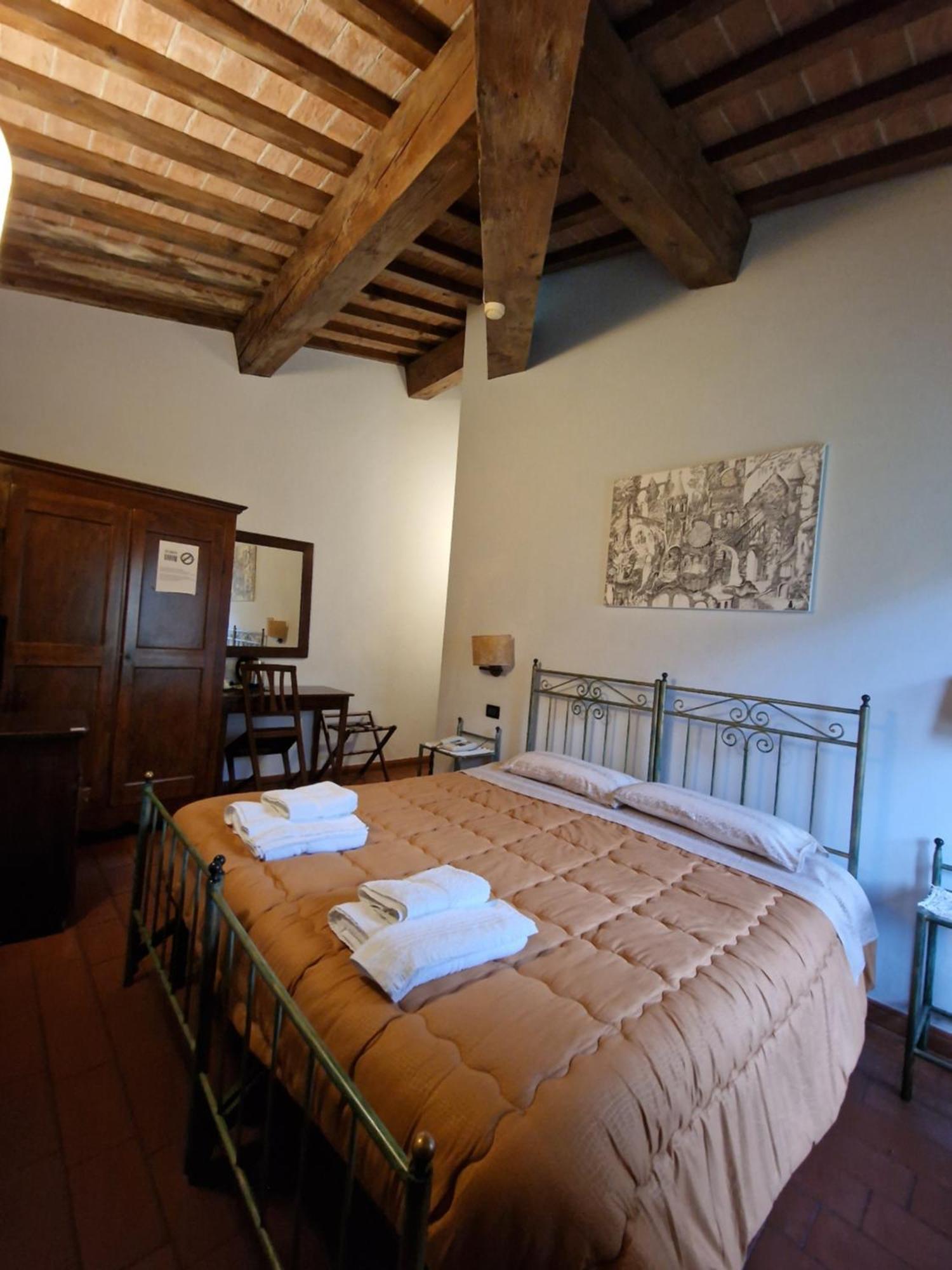 Hotel Ristorante Casa Volpi Ареццо Екстер'єр фото