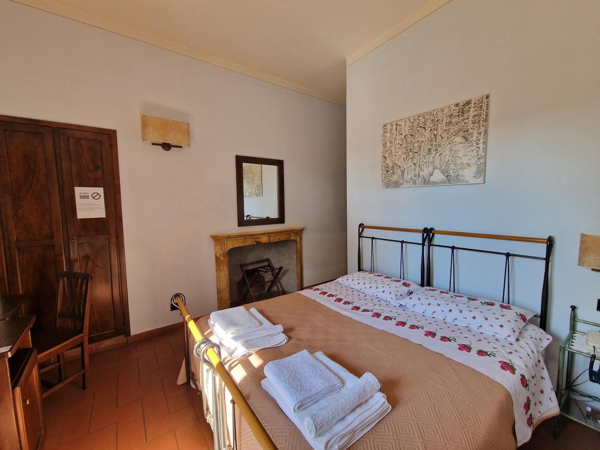Hotel Ristorante Casa Volpi Ареццо Екстер'єр фото